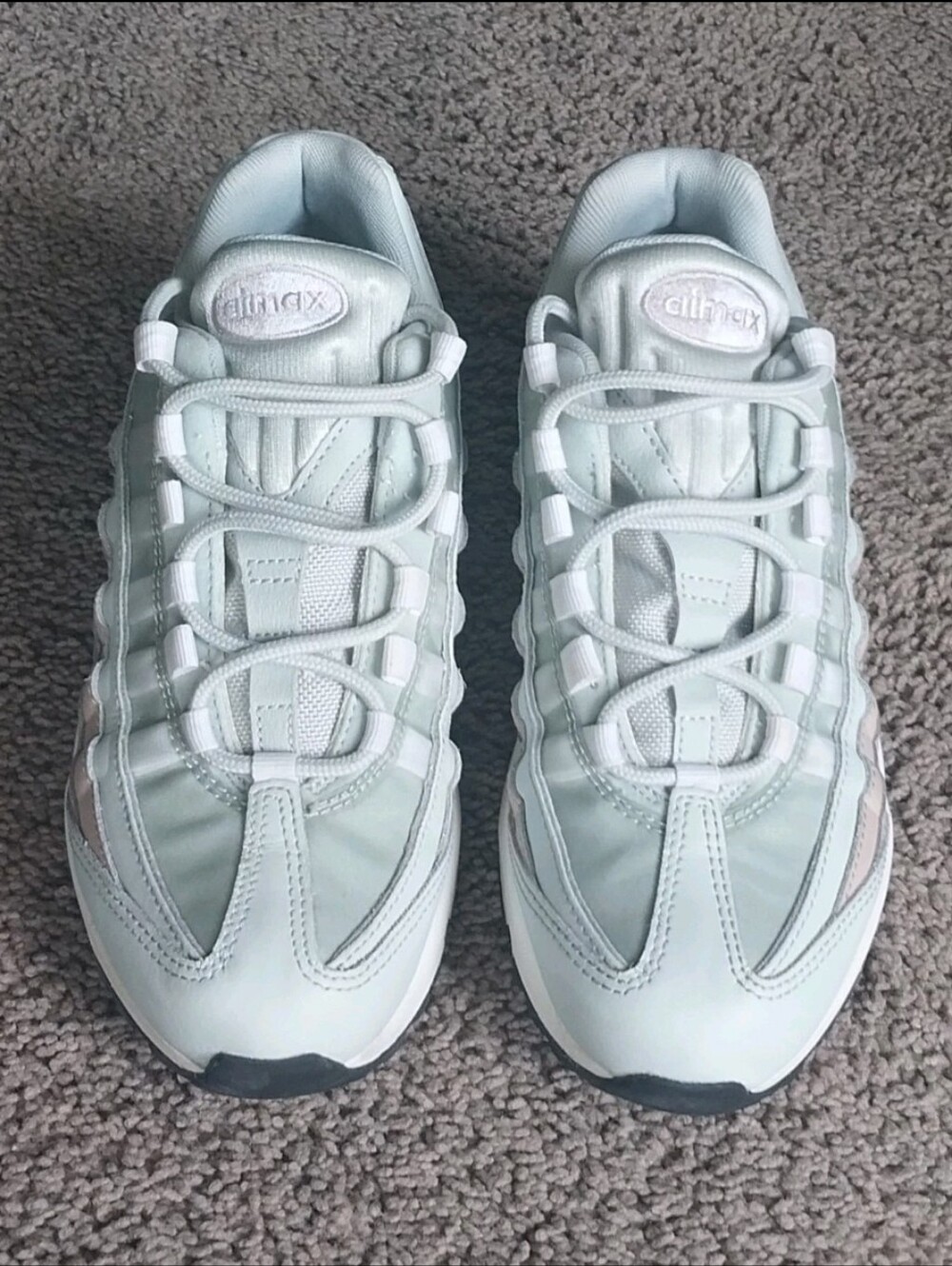 Nike Air Max 95 Moon Particle Green Lavender Womens 7.5 - Picture 2 of 7